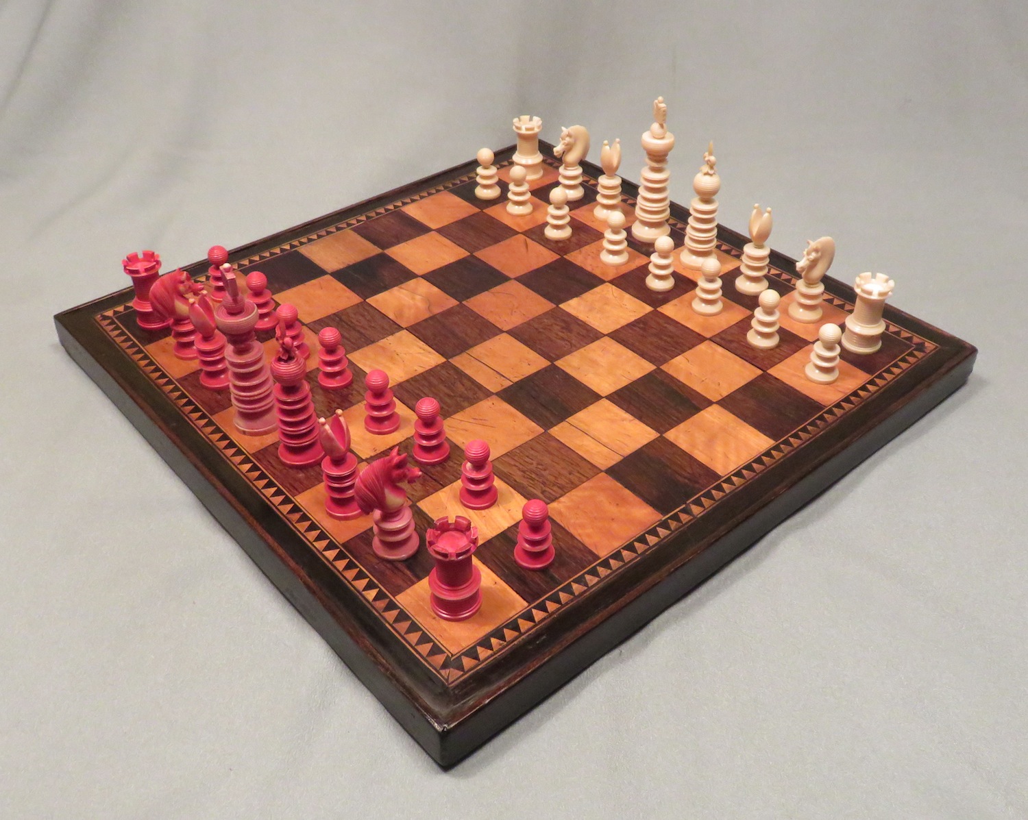 Games Box with Checkers / Draughts Circa 1830: Opens to a Chess Board